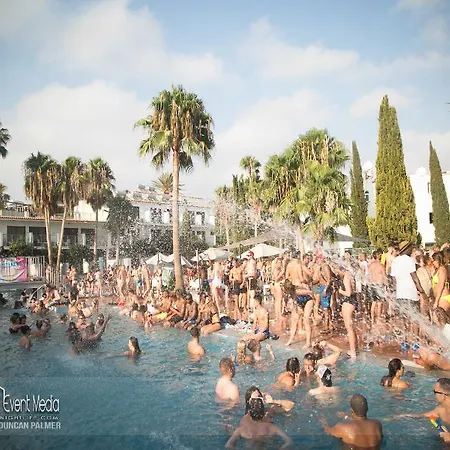 Pambos Napa Rocks - Adults Only