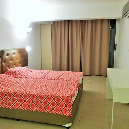 Pambos Napa Rocks - Adults Only 2*