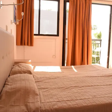 Pambos Napa Rocks - Adults Only Hotel Agia Napa