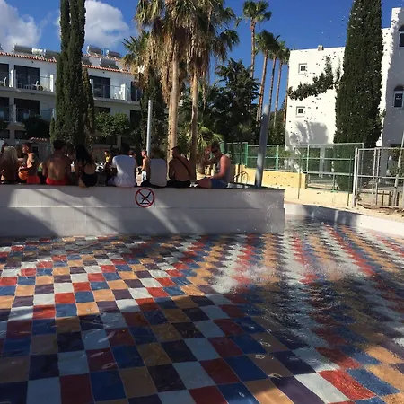 ホテル Pambos Napa Rocks - Adults Only